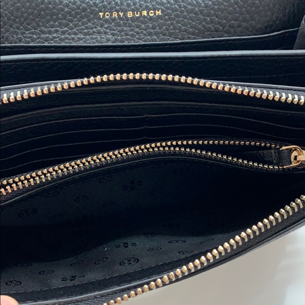 🛑SOLD 🛑Tory Burch Taylor Flat wallet cross-body - Picture 7 of 13